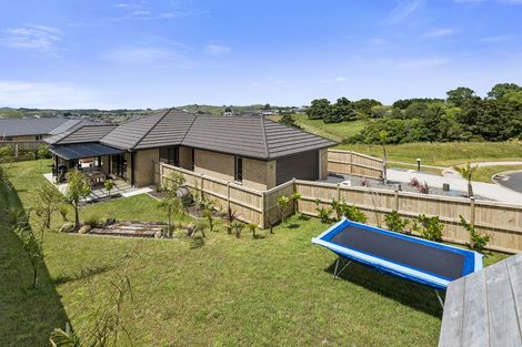 Photo of property in 13 Millbrae Place, Pokeno, 2402