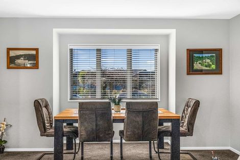 Photo of property in 2 Awa Place, Rangiora, 7400