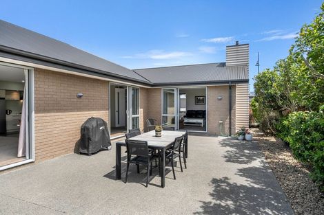 Photo of property in 10 Pahua Street, Pegasus, 7612