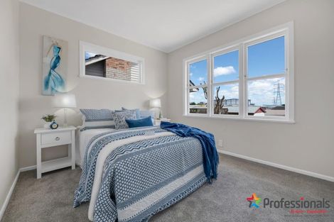 Photo of property in 27 Takanini Road, Takanini, 2112