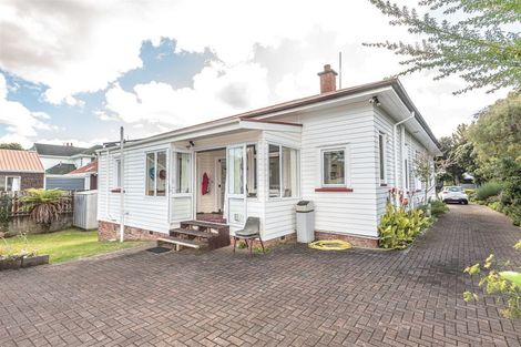 Photo of property in 35 College Street, College Estate, Whanganui, 4500