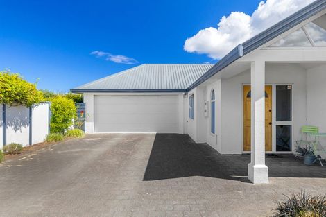 Photo of property in 17 Mere Road, Taupo, 3330