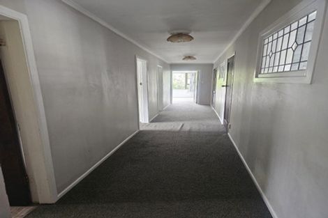 Photo of property in 414 Stokes Valley Road, Stokes Valley, Lower Hutt, 5019