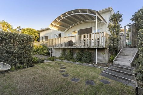 Photo of property in 5b Pacific View Road, Papamoa Beach, Papamoa, 3118