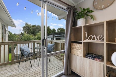 Photo of property in 7 Vonnell Place, Birkdale, Auckland, 0626
