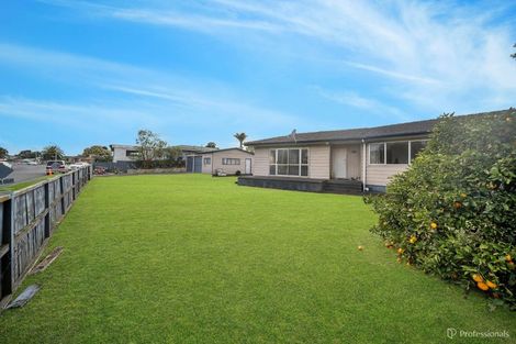 Photo of property in 56 Wickman Way, Mangere East, Auckland, 2024