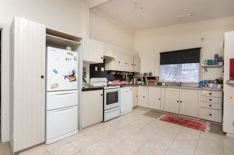 Photo of property in 12 Grant Street, Dannevirke, 4930