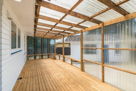 Photo of property in 402 West Coast Road, Glen Eden, Auckland, 0602