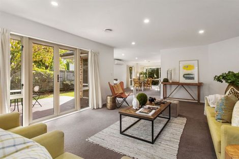 Photo of property in 12 Coolspring Way, Redwood, Christchurch, 8051