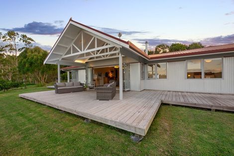 Photo of property in 35 Lloyd Drive, Wainui, Silverdale, 0994
