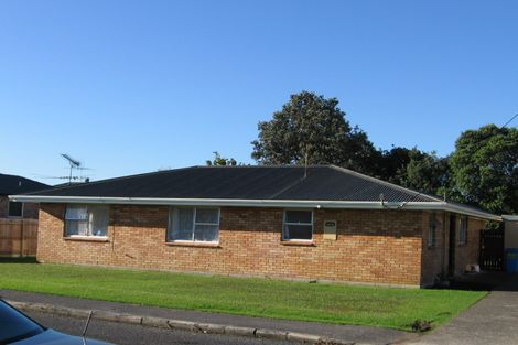 Photo of property in 13 Alice Avenue, Orewa, 0931