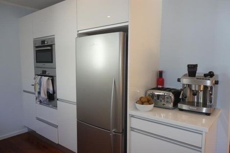 Photo of property in 40 Belle Vue Avenue, Northcote Point, Auckland, 0627