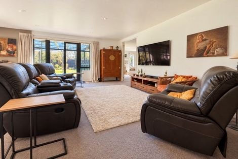Photo of property in 105 Western Valley Road, Little River, 7591