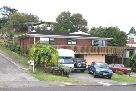 Photo of property in 2 Allender Drive, Torbay, Auckland, 0630