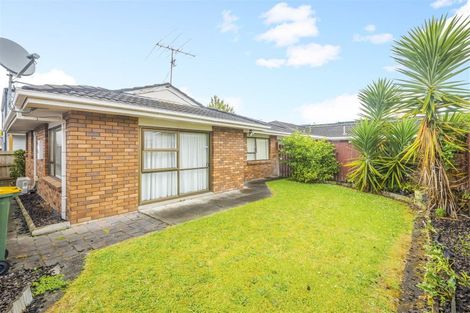 Photo of property in 2/27 Duke Street, Papakura, 2110