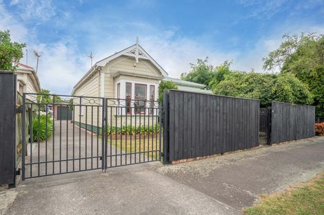 Photo of property in 46 Lombard Street, Palmerston North, 4410