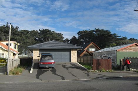 Photo of property in 156 Union Street, New Brighton, Christchurch, 8061