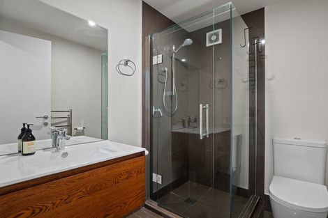 Photo of property in 35 Jacks Point Rise, Jacks Point, Queenstown, 9371