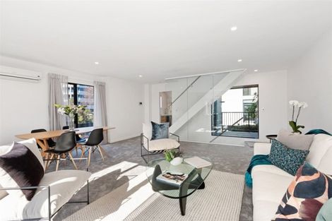 Photo of property in 73a Carlton Mill Road, Merivale, Christchurch, 8014