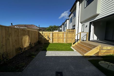 Photo of property in 8/64 Glen Road, Stokes Valley, Lower Hutt, 5019