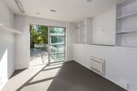 Photo of property in 5 Maurice Knowles Lane, Cashmere, Christchurch, 8022
