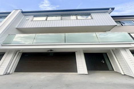 Photo of property in 28 Routley Drive, Glen Eden, Auckland, 0602