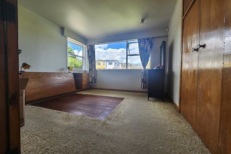 Photo of property in 37 Rogan Street, Mount Roskill, Auckland, 1041