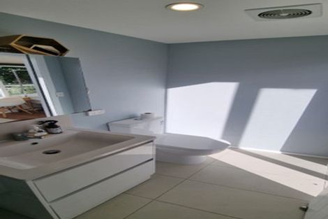 Photo of property in 54 Raroa Road, Kelburn, Wellington, 6012