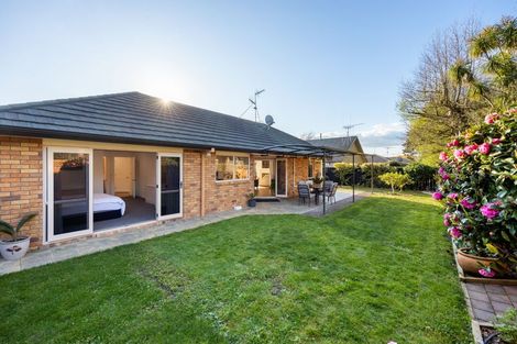 Photo of property in 13 Canaandale Drive, Flagstaff, Hamilton, 3210