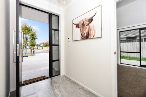 Photo of property in 6 Helen June Avenue, Flagstaff, Hamilton, 3210