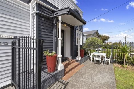 Photo of property in 1/12a Church Street, Devonport, Auckland, 0624