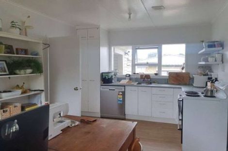 Photo of property in 6a Henderson Avenue, Tuakau, 2121