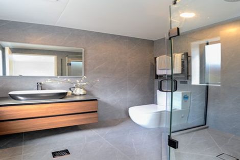 Photo of property in 3b Pine Ridge Terrace, Waikanae Beach, Waikanae, 5036