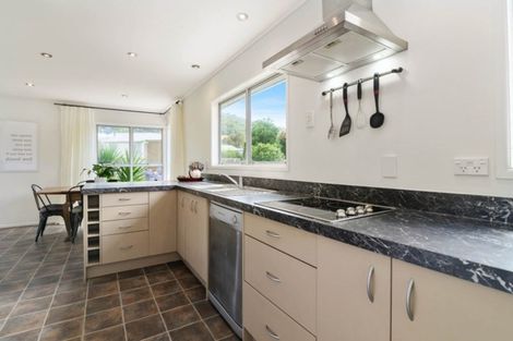 Photo of property in 26 Bay Grove, Pukehangi, Rotorua, 3015