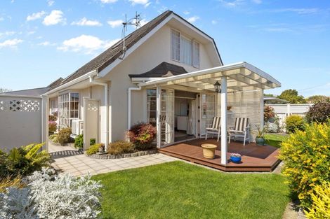 Photo of property in 11a Norman Street, Lower Vogeltown, New Plymouth, 4310