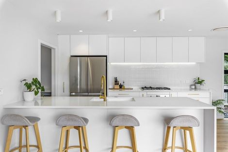 Photo of property in 55 Elizabeth Street, Waikanae, 5036