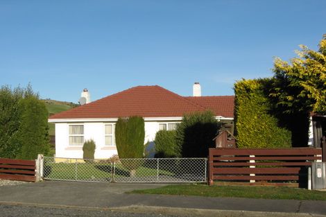 Photo of property in 17 Dale Crescent, East Gore, Gore, 9710