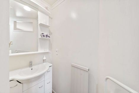 Photo of property in 16 Slade Street, Oamaru North, Oamaru, 9400