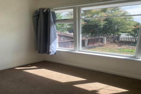 Photo of property in 18 Avonhead Road, Avonhead, Christchurch, 8042