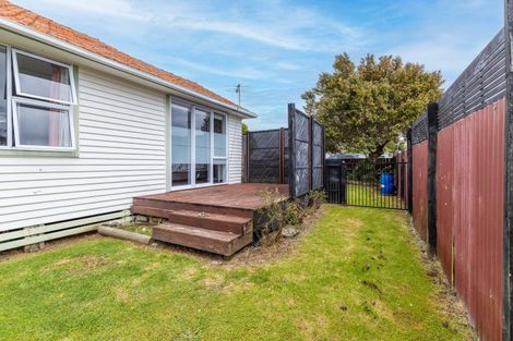 Photo of property in 54 Strange Street, Waitara, 4320