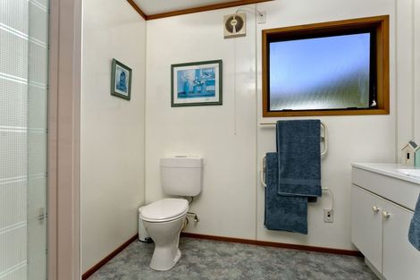 Photo of property in 36 Awaruku Road, Torbay, Auckland, 0630