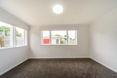 Photo of property in 9 Bull Street, Bulls, 4818