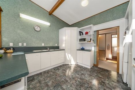 Photo of property in 74c Heretaunga Square, Silverstream, Upper Hutt, 5019