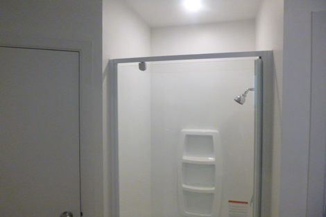 Photo of property in 2b Garden Road, Northland, Wellington, 6012