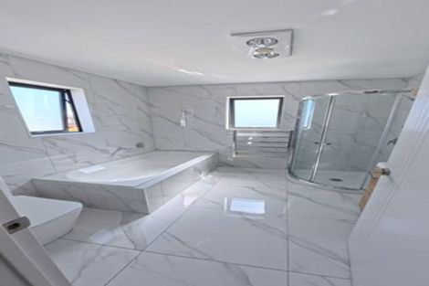 Photo of property in 11 Pihoihoi Place, Hobsonville, Auckland, 0616