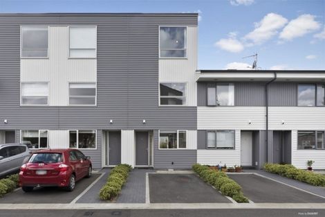 Photo of property in 6/2 Stone Street, Miramar, Wellington, 6022