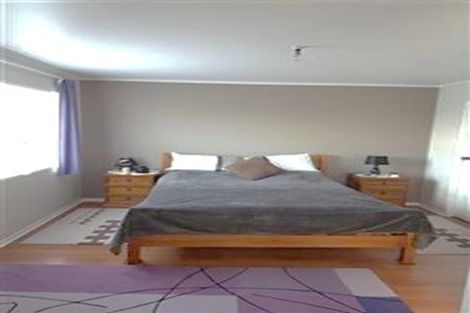 Photo of property in 55 Divich Avenue, Te Atatu South, Auckland, 0610