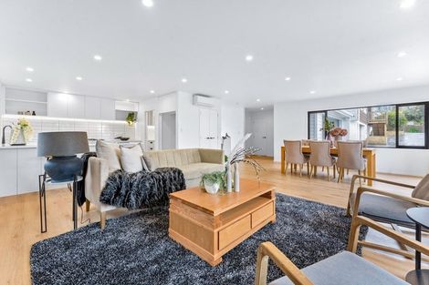 Photo of property in 52a Glamorgan Drive, Torbay, Auckland, 0630