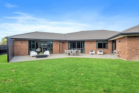 Photo of property in 7 Teagarden Close, Mairehau, Christchurch, 8052