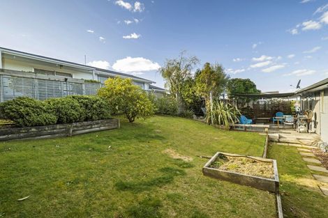 Photo of property in 11a Kinder Street, Acacia Bay, Taupo, 3330